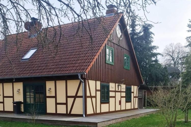 Charming, Restored Holiday Home In Wendorf Wendorf  エクステリア 写真